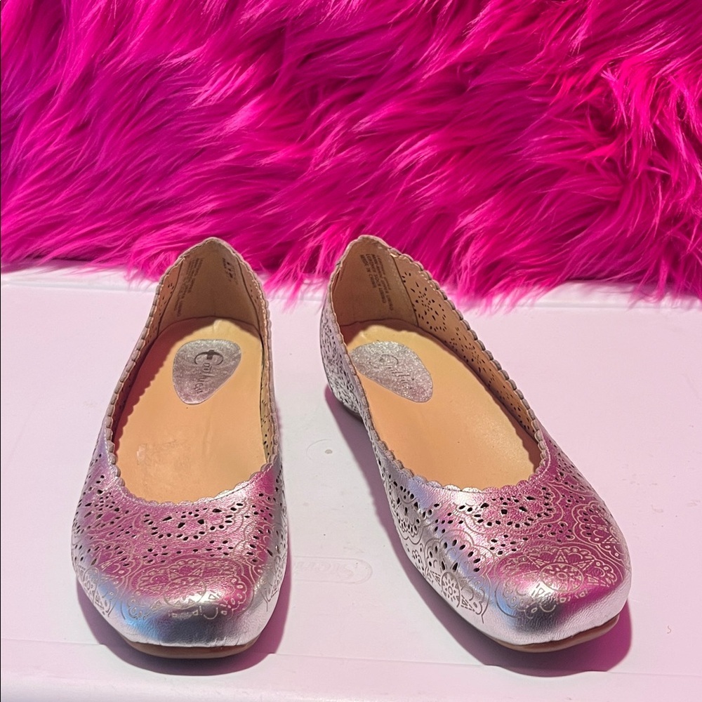 Metallic Silver EARTHIES Ballet Flats